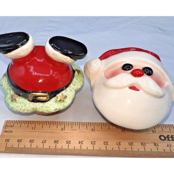 Appletree  Santa Claus Cupcake Ceramic Salt and Pepper Shaker Set Holiday Table - Picture 5 of 8
